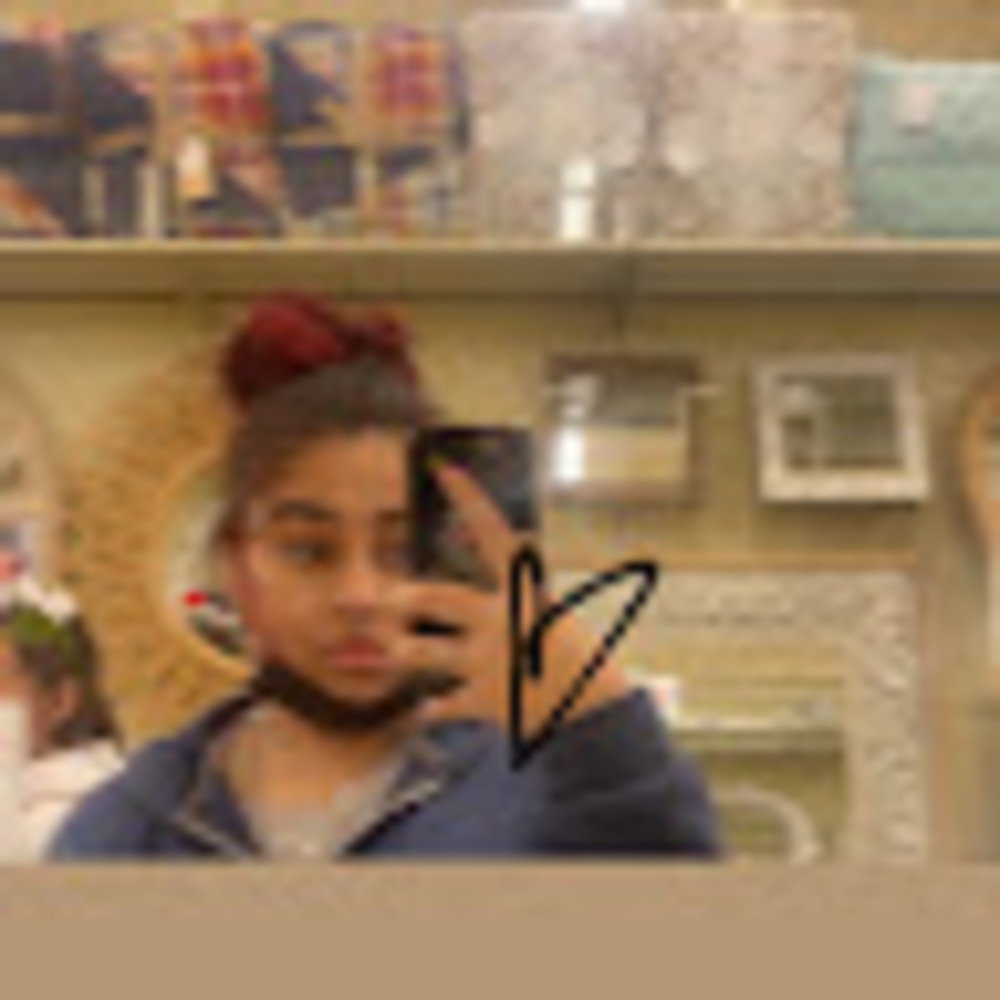 Meet your Posher, Alisa